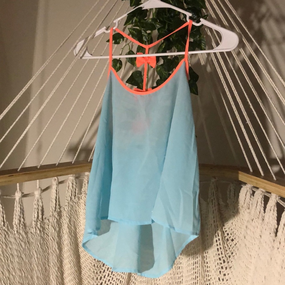 FLOWY BLUE AND CORAL TOP
